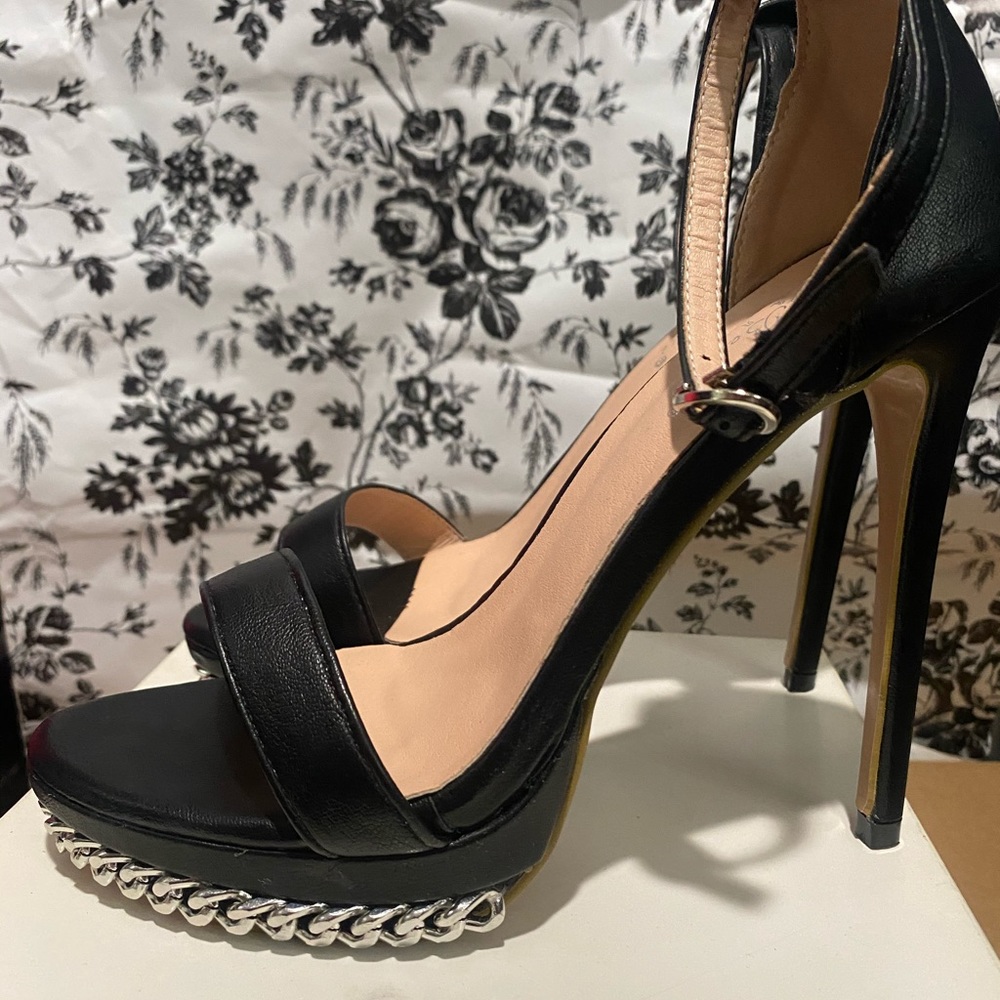 Brand new black stilettos